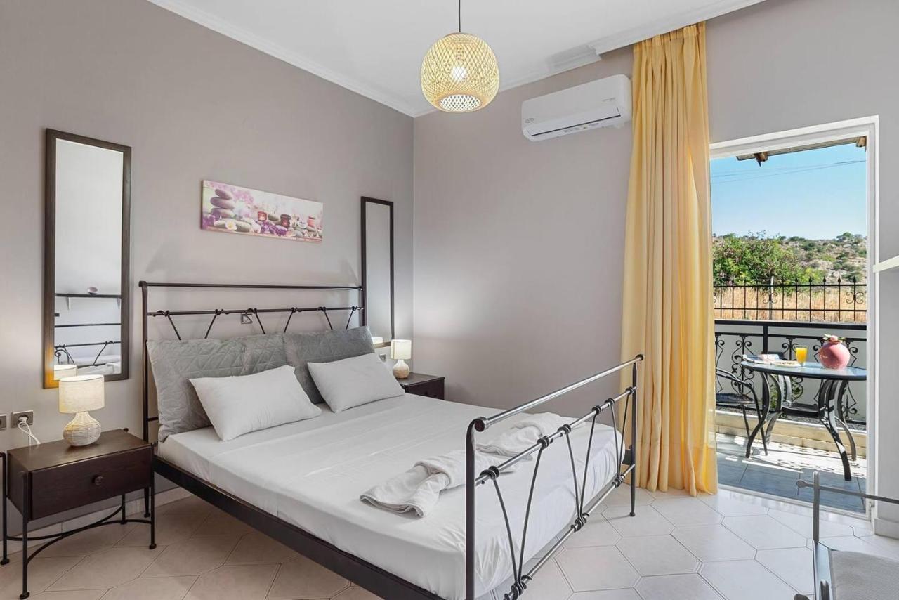 Superior Apartment - Overlooking Chania-With Pool Chania  Luaran gambar