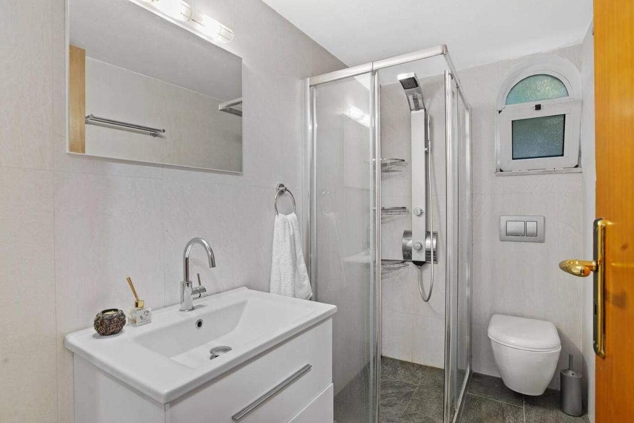 Superior Apartment - Overlooking Chania-With Pool Chania  Luaran gambar